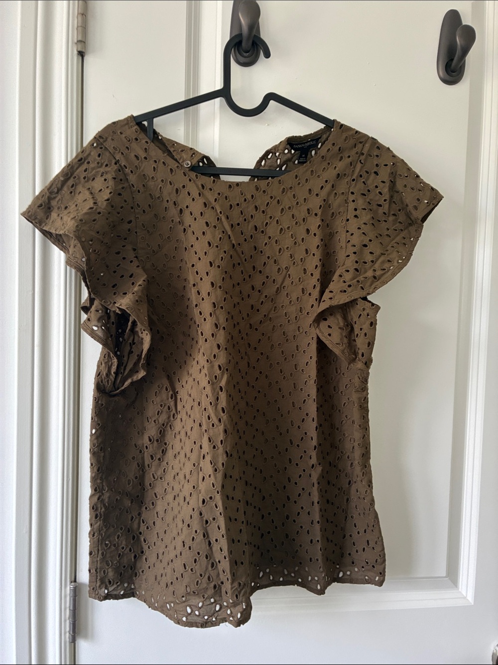 Banana Republic olive Eyelet Flutter Sleeve Blouse front lined